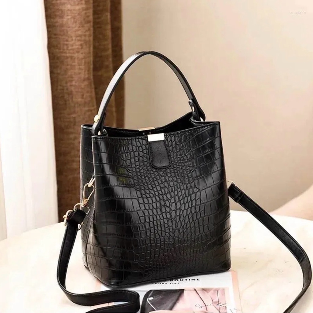Aota Elena Black Crocodile-Patterned Detachable Crossbody Bucket Bag Nwt